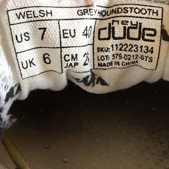 Hey Dude Welsh Grey Houndstooth Slip On Casual Shoes - Picture 9 of 11